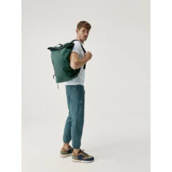 Born Living Yoga Sac à Dos De Style Sportif Avec Compartiment Pour Ordinateur Portable -Plein Air Pêche Magasin sac a dos de style sportif avec compartiment pour ordinateur portable 2